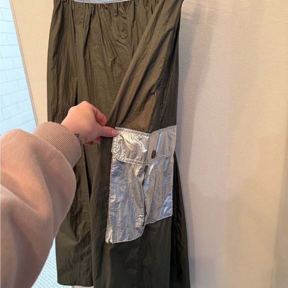 Ganni Olive Crinkle Midi Skirt - Picture 6 of 8